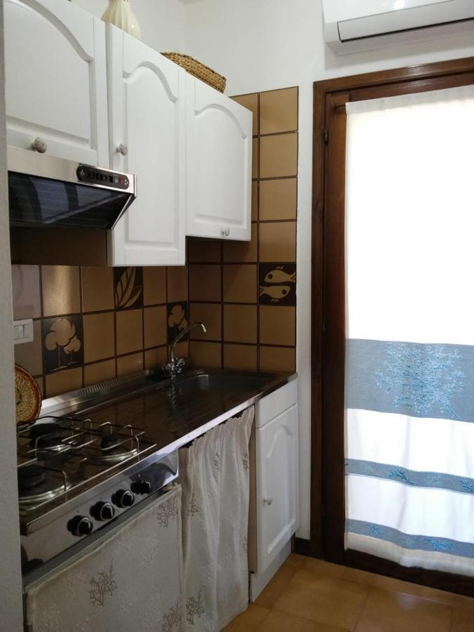 Apartamento Le Residenze La Marmorata Santa Teresa Gallura Habitación foto