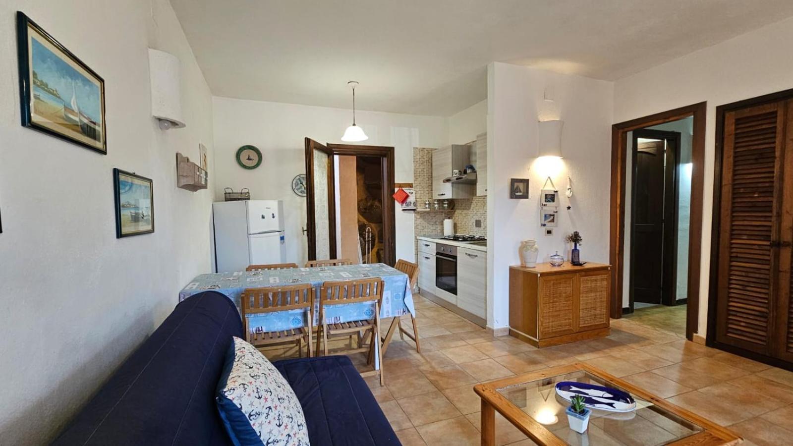 Apartamento Le Residenze La Marmorata Santa Teresa Gallura Habitación foto